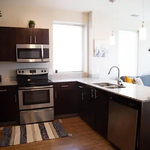 new-charming-and-luxury-apartment-in-downtown-columbus.columbusohiohotels.org/