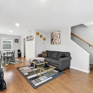 polished-2-bedroom-close-to-osu-campus.columbusohiohotels.org/
